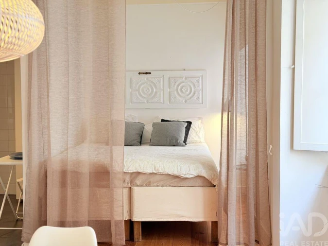 Apartamento para Venda em Santa Maria Maior Foto 5