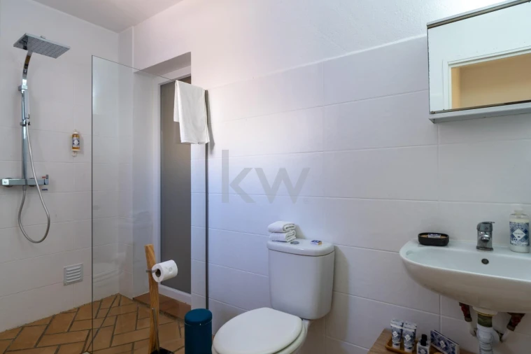 Moradia T14 para Venda em Mexilhoeira Grande Foto 29