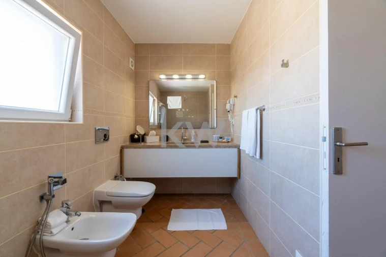 Moradia T14 para Venda em Mexilhoeira Grande Foto 23