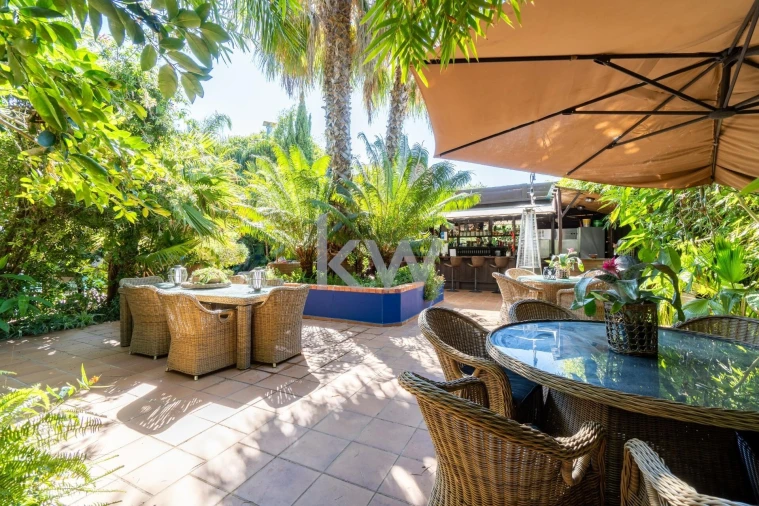 Moradia T14 para Venda em Mexilhoeira Grande Foto 13