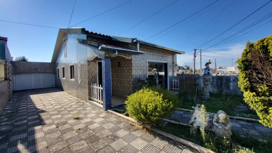 Moradia T3 para Venda em Esgueira Foto 2