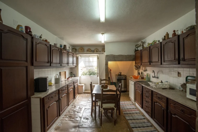 Quinta T8 para Venda em Colares Foto 21