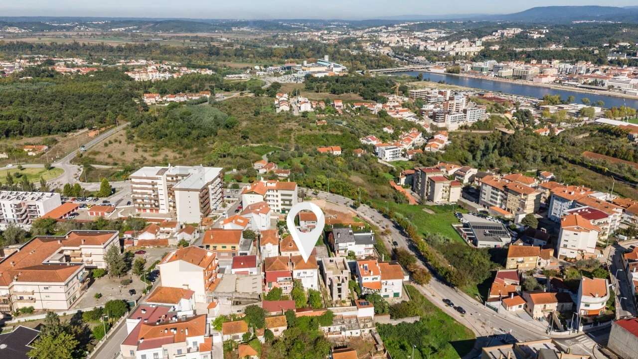 Moradia T3 para Venda em Eiras e São Paulo de Frades Foto 33