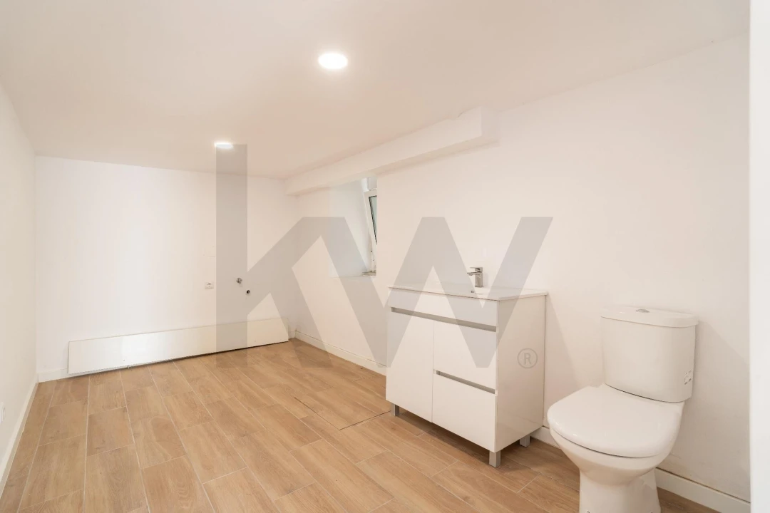 Moradia T3 para Venda em Eiras e São Paulo de Frades Foto 21