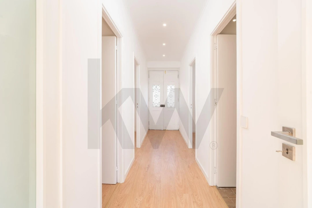 Moradia T3 para Venda em Eiras e São Paulo de Frades Foto 6