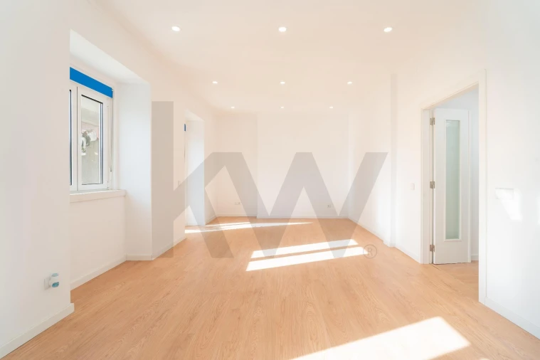 Moradia T3 para Venda em Eiras e São Paulo de Frades