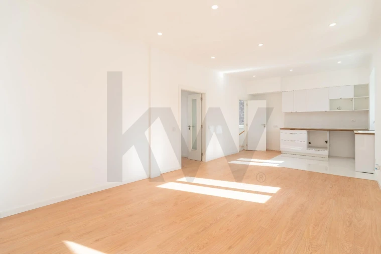 Moradia T3 para Venda em Eiras e São Paulo de Frades Foto 2