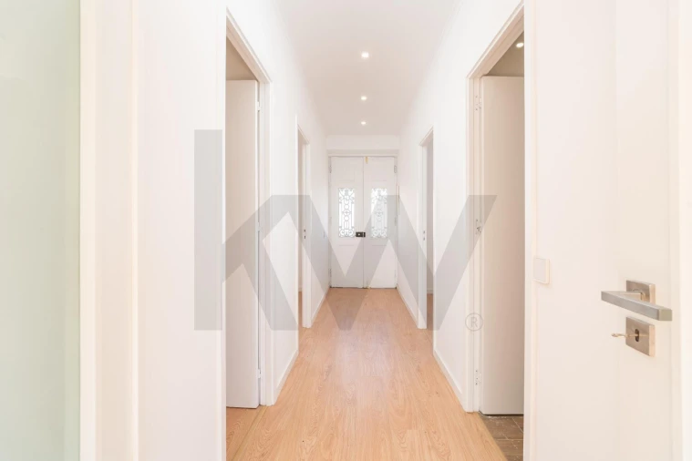 Moradia T3 para Venda em Eiras e São Paulo de Frades Foto 6