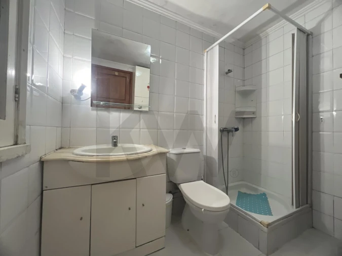 Moradia T1 para Venda em Arrifes Foto 12