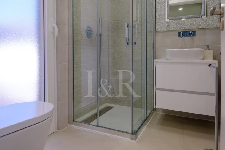 Moradia T4 para Venda em Charneca de Caparica e Sobreda Foto 15