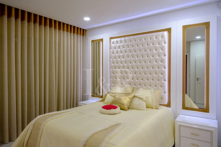 Moradia T4 para Venda em Charneca de Caparica e Sobreda Foto 21