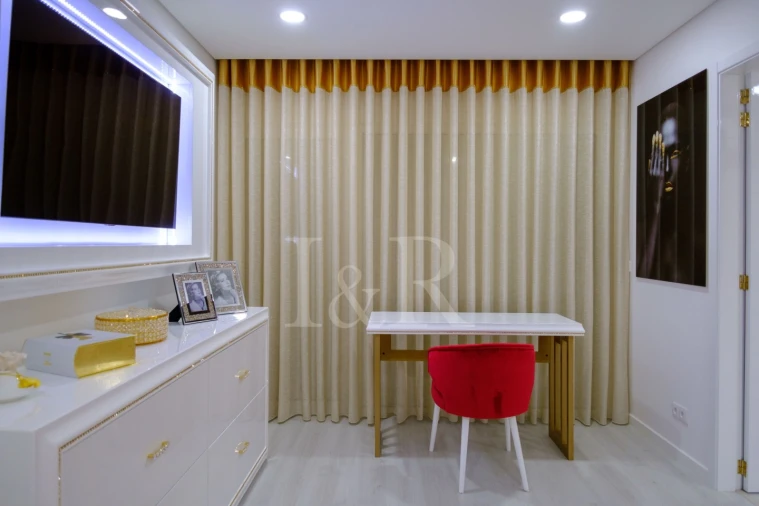 Moradia T4 para Venda em Charneca de Caparica e Sobreda Foto 25