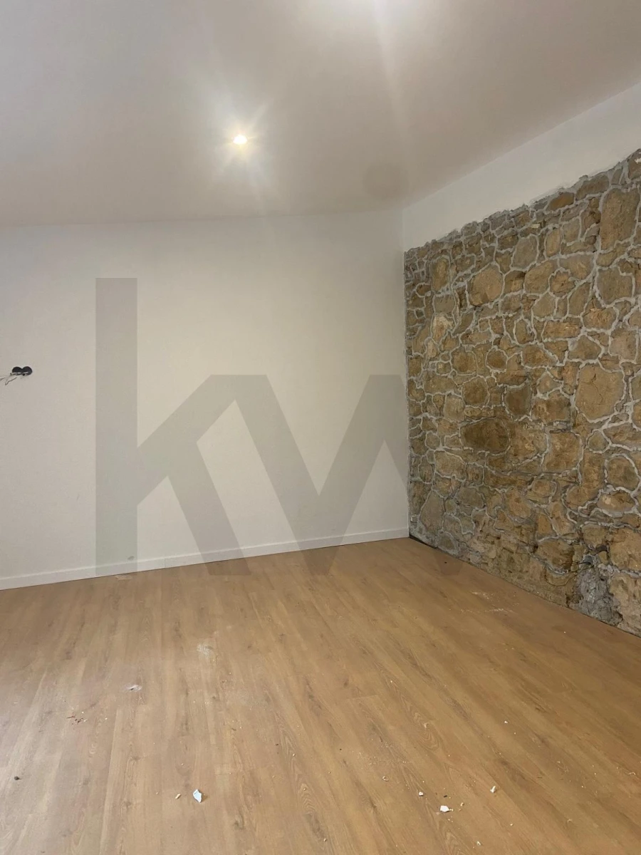 Moradia T2 para Venda em Ventosa Foto 5