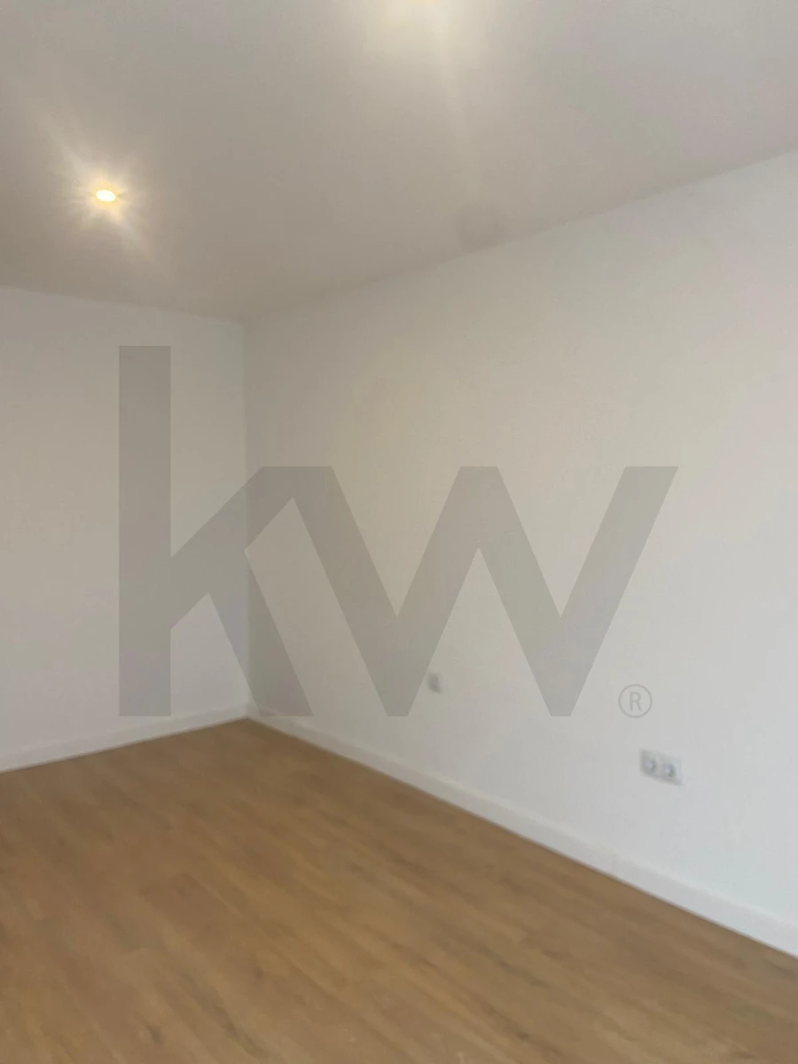 Moradia T2 para Venda em Ventosa Foto 28