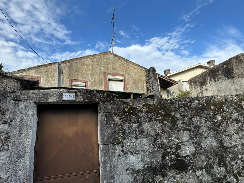 Moradia T4 para Venda em São Miguel do Souto e Mosteirô Foto 2