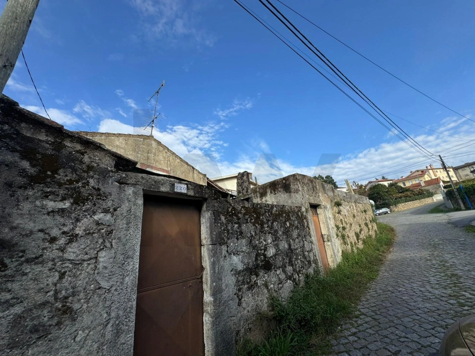 Moradia T4 para Venda em São Miguel do Souto e Mosteirô Foto 1