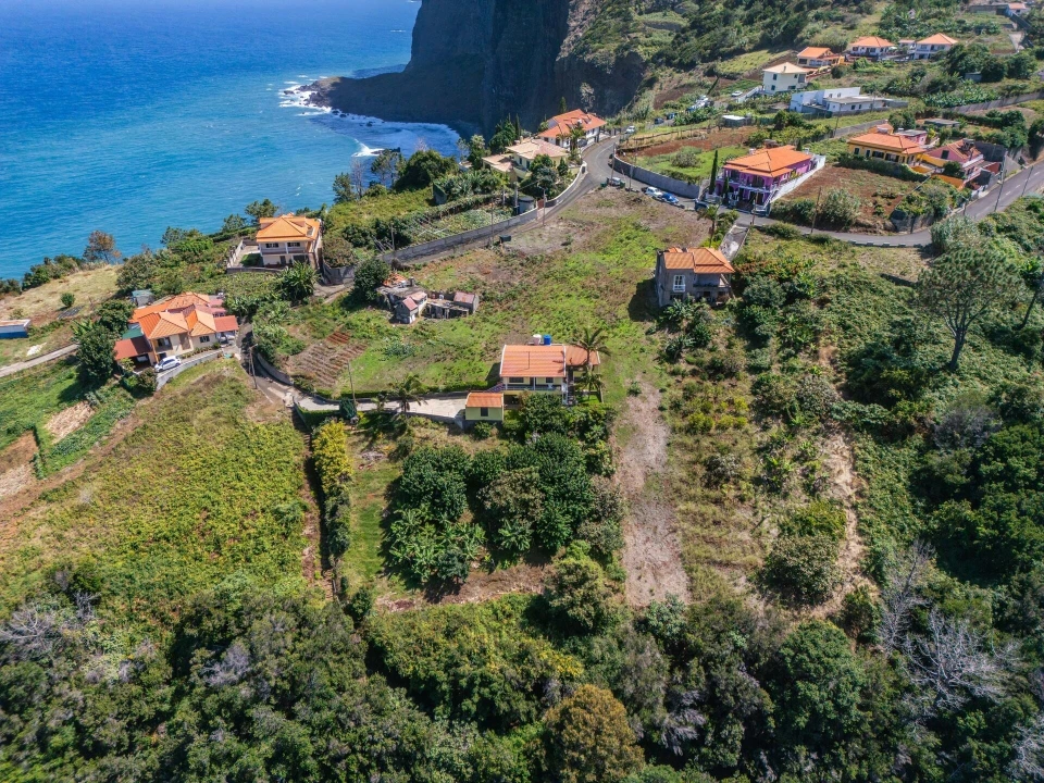 Terreno para Venda em São Roque do Faial Foto 13