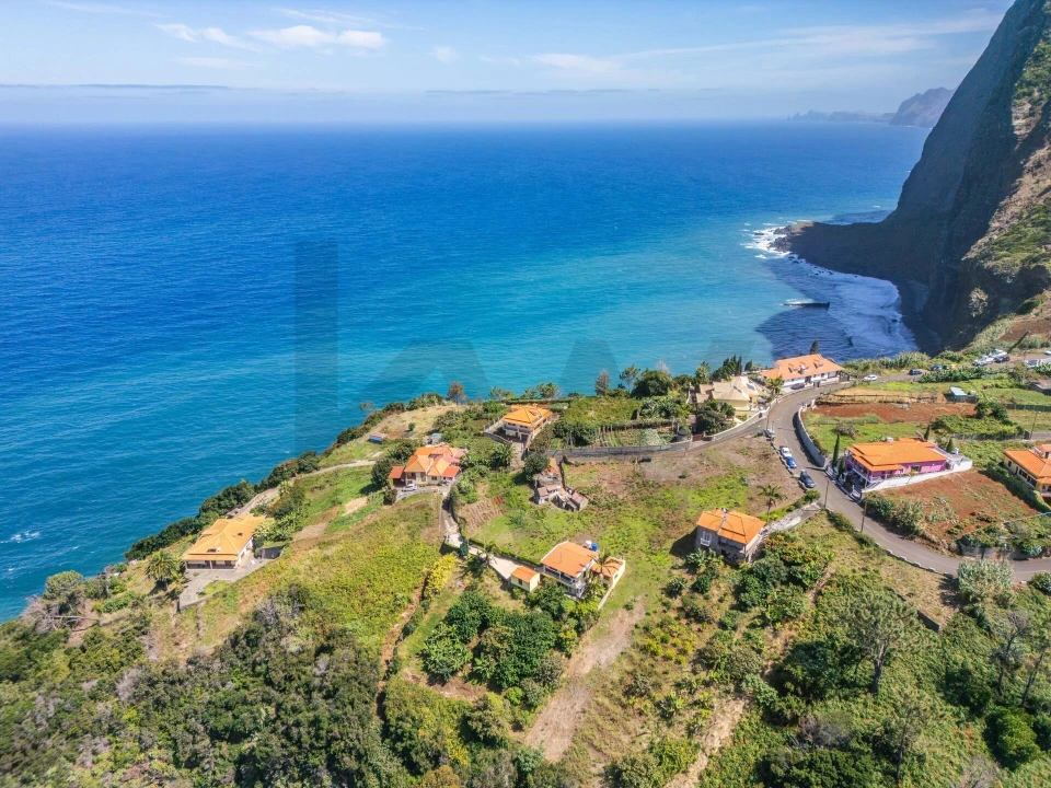 Terreno para Venda em São Roque do Faial Foto 4