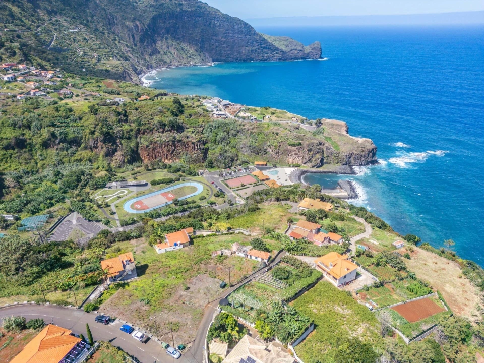Terreno para Venda em São Roque do Faial Foto 18