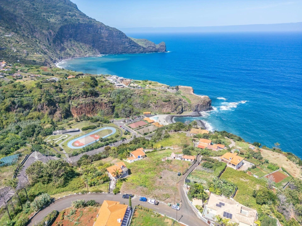 Terreno para Venda em São Roque do Faial Foto 16