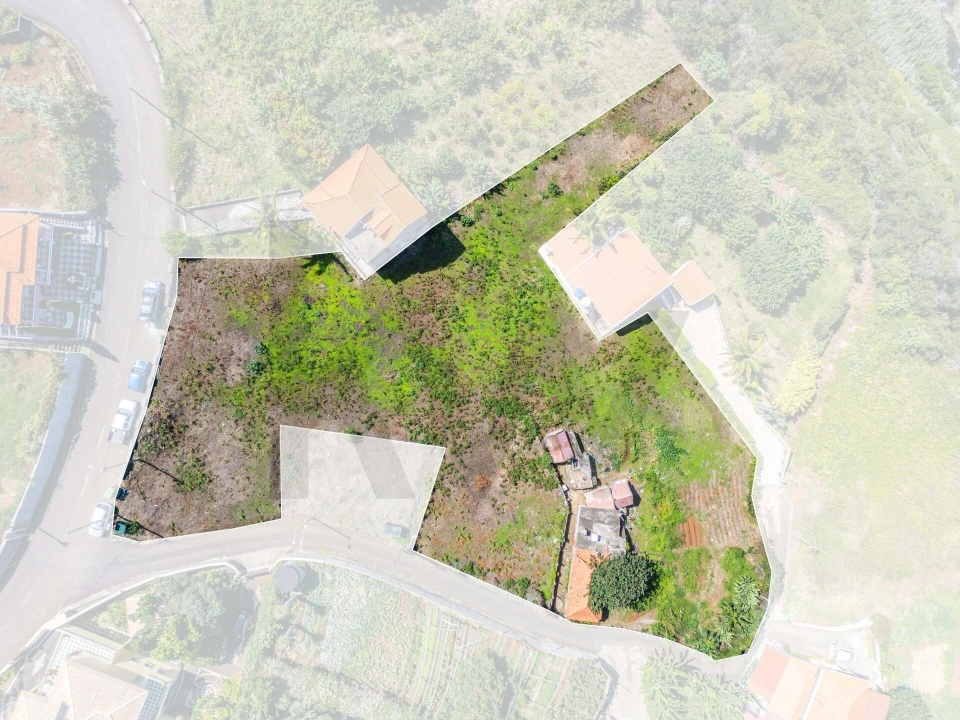 Terreno para Venda em São Roque do Faial Foto 8
