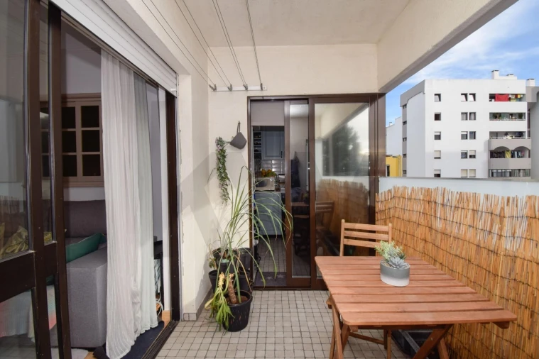 Apartamento T2 para Venda em São Domingos de Rana Foto 15