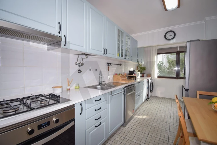 Apartamento T2 para Venda em São Domingos de Rana Foto 17