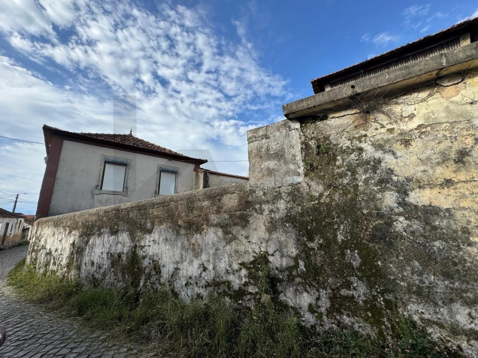 Moradia T5 para Venda em São Miguel do Souto e Mosteirô Foto 2