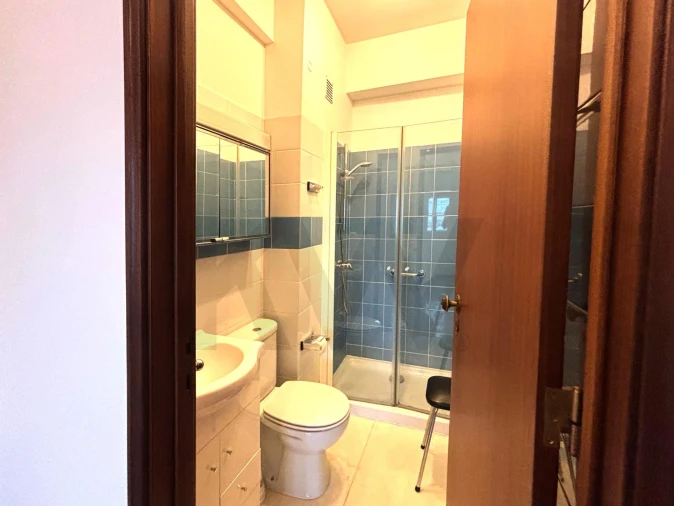 Apartamento T4 para Arrendamento em Avenidas Novas Foto 25