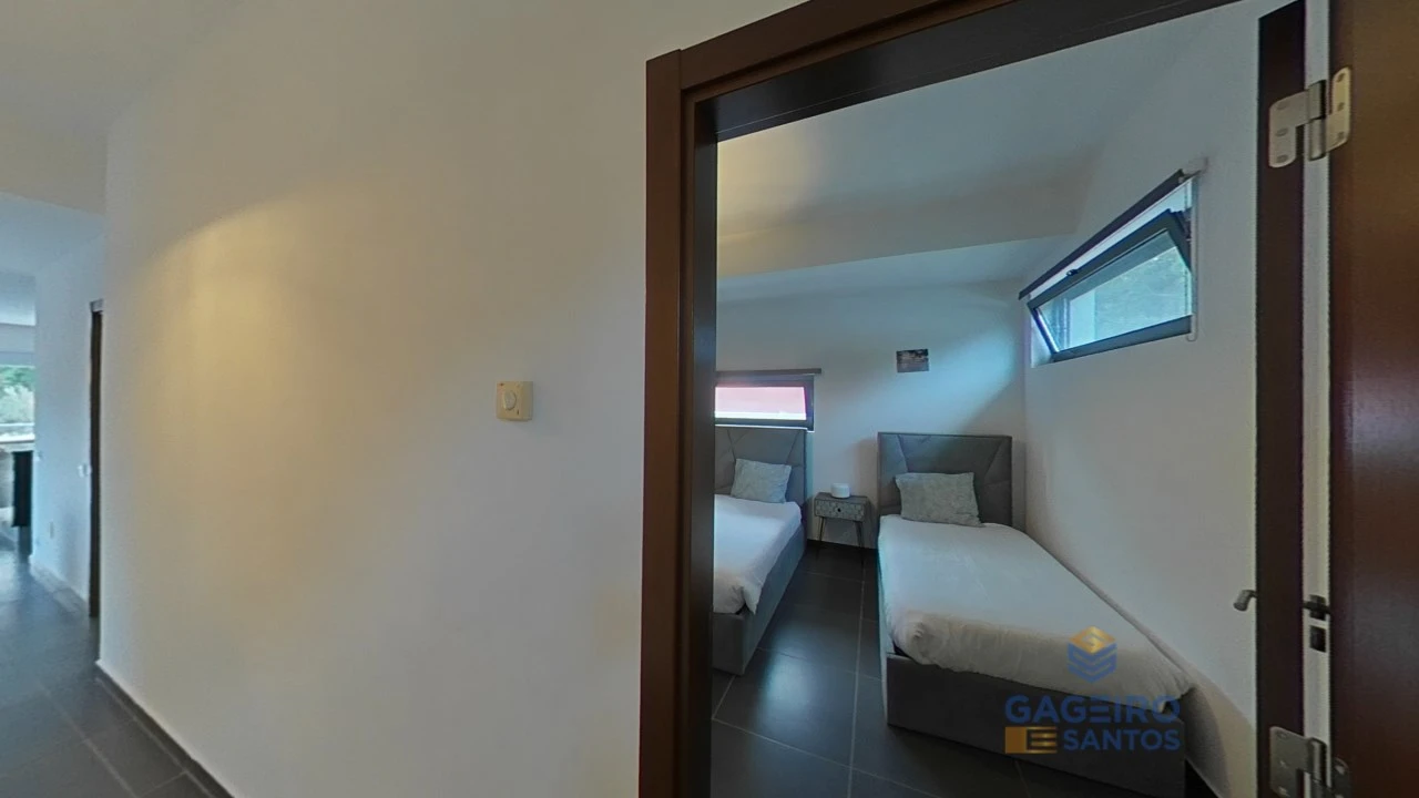 Moradia T4 para Venda em Barrio Foto 125