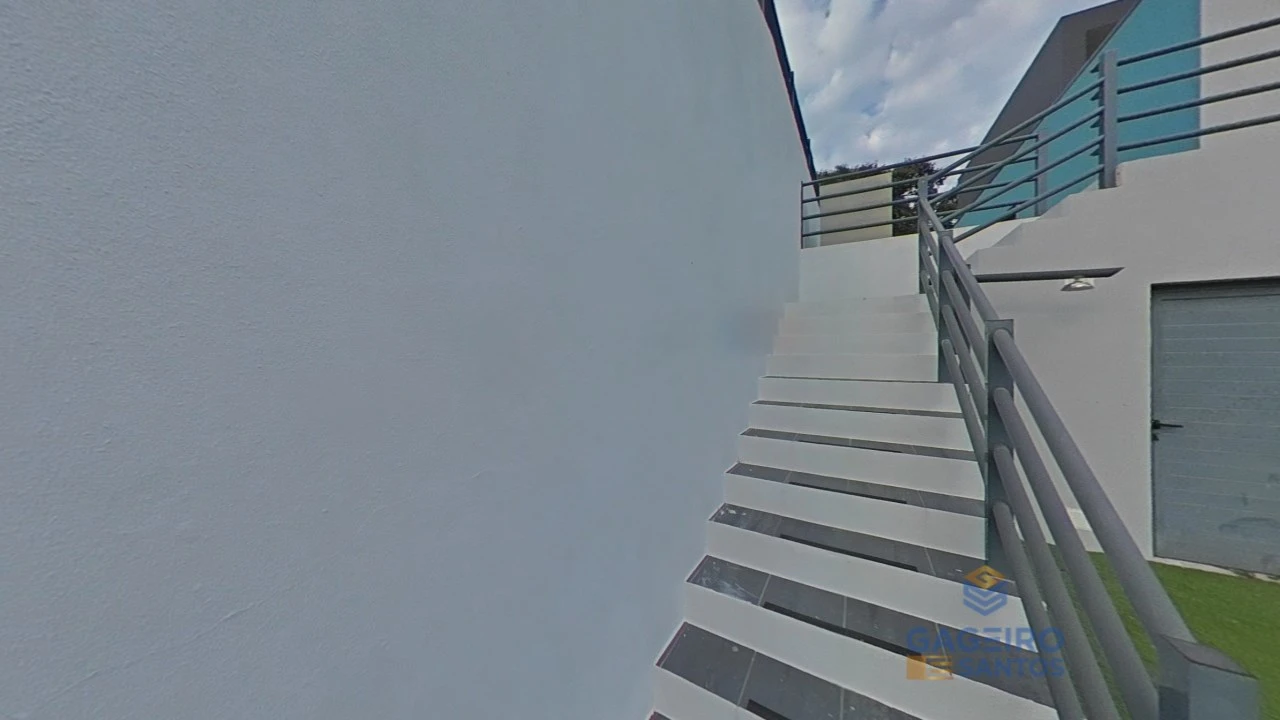 Moradia T4 para Venda em Barrio Foto 74