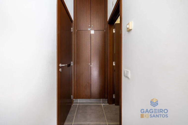 Moradia T4 para Venda em Barrio Foto 27