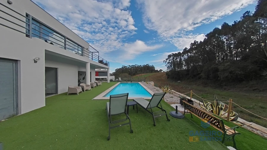 Moradia T4 para Venda em Barrio Foto 72