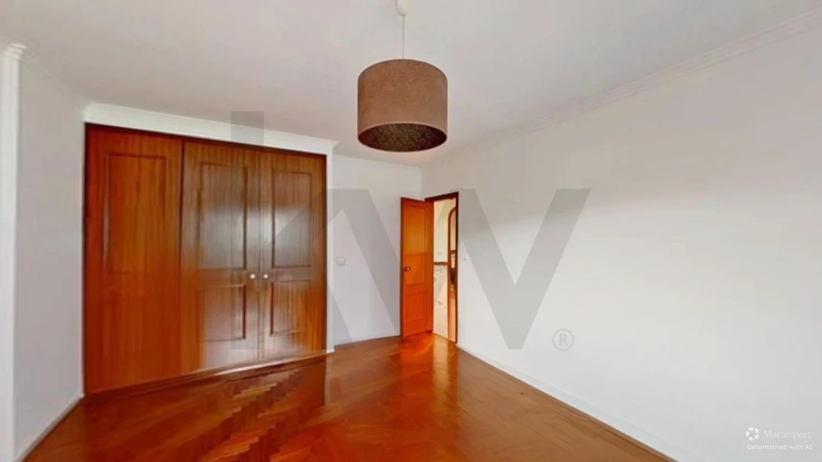 Apartamento T3 para Venda em Póvoa de Santa Iria e Forte da Casa Foto 18