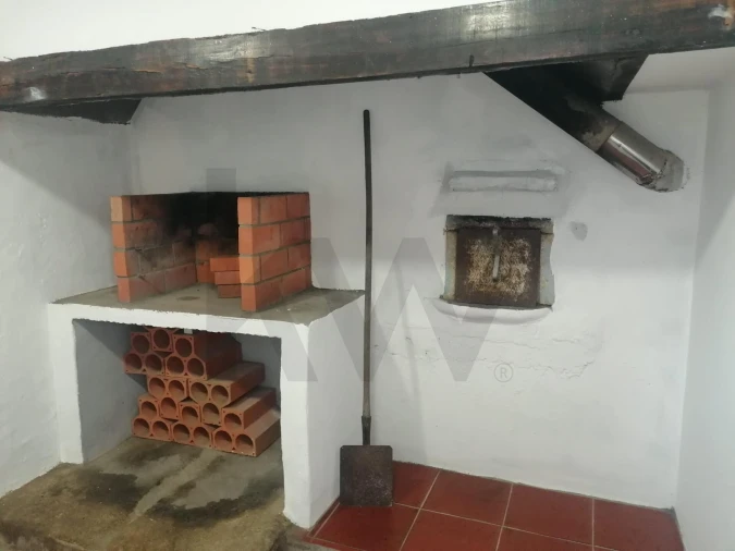 Moradia T3 para Arrendamento em Macieira de Sarnes Foto 18