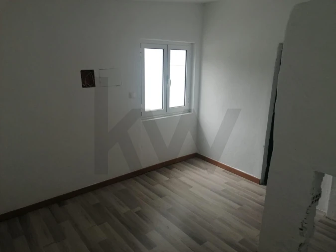 Moradia T3 para Arrendamento em Macieira de Sarnes Foto 16