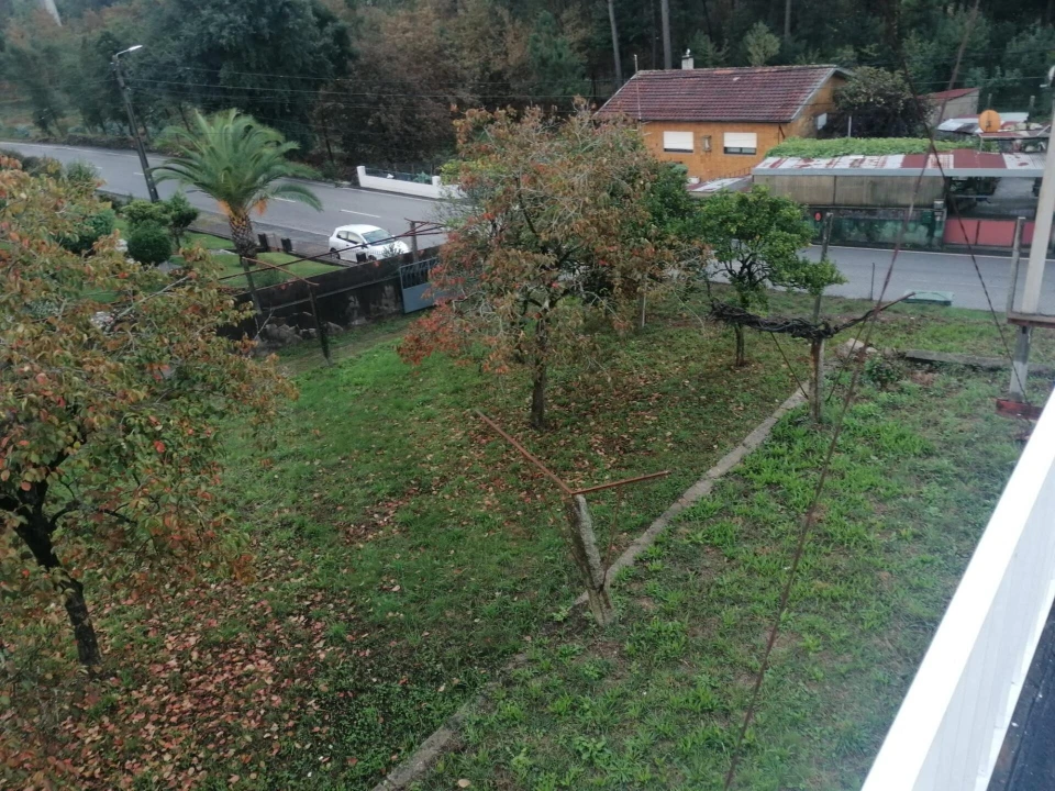 Moradia T3 para Arrendamento em Macieira de Sarnes Foto 38