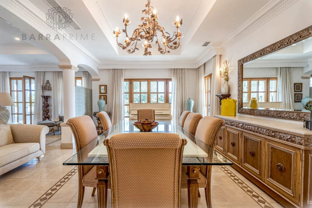 Moradia T13 para Venda em Almancil Foto 10