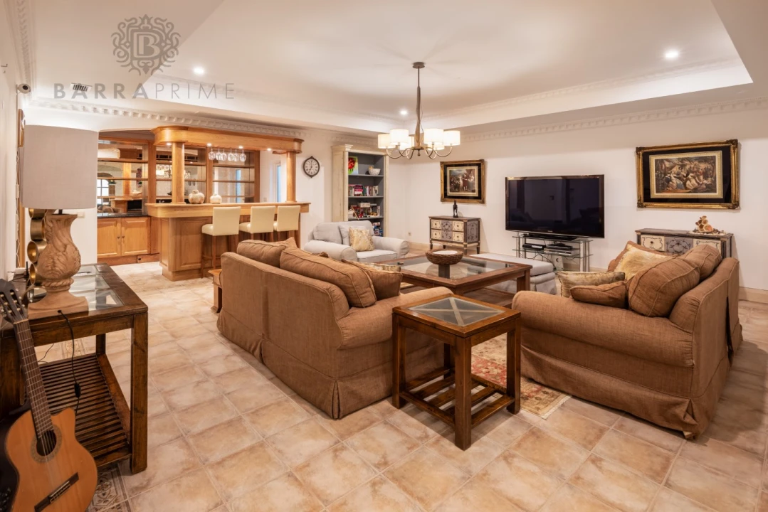 Moradia T13 para Venda em Almancil Foto 39