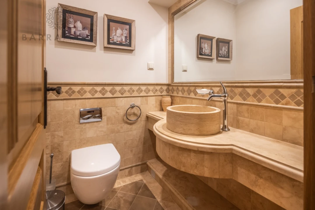 Moradia T13 para Venda em Almancil Foto 42