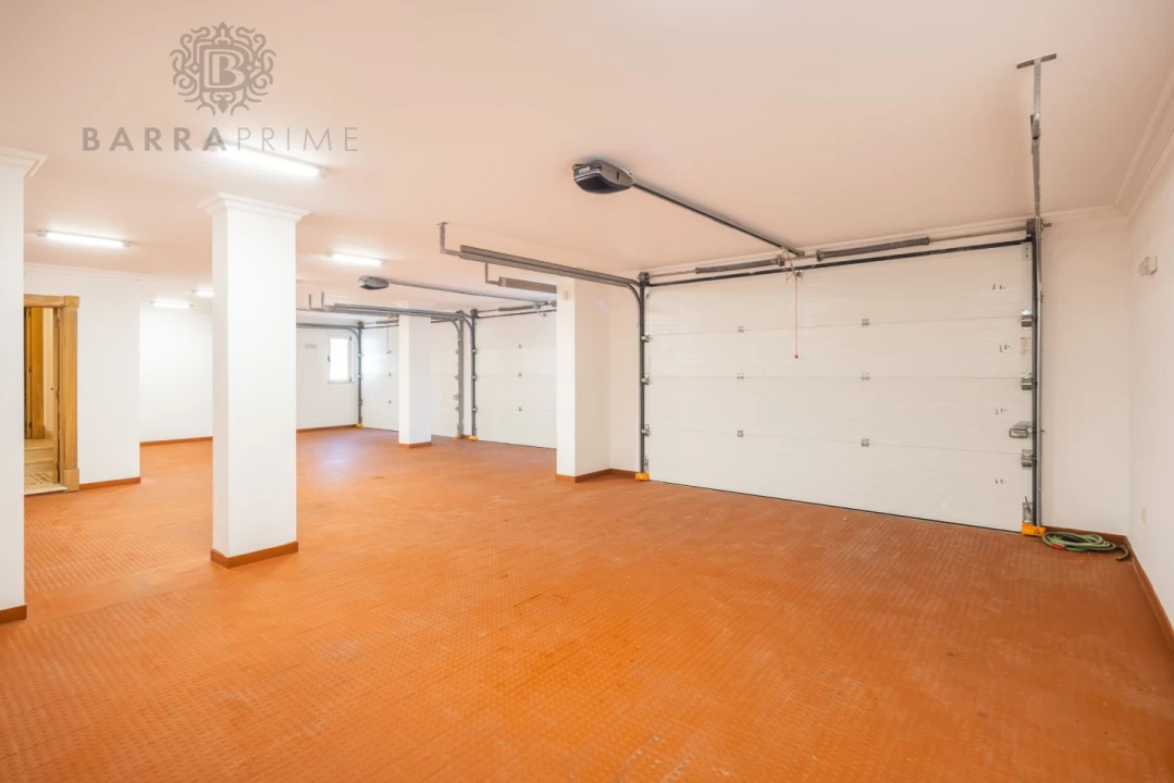 Moradia T13 para Venda em Almancil Foto 49