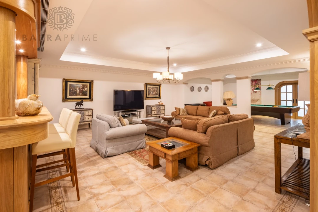 Moradia T13 para Venda em Almancil Foto 50