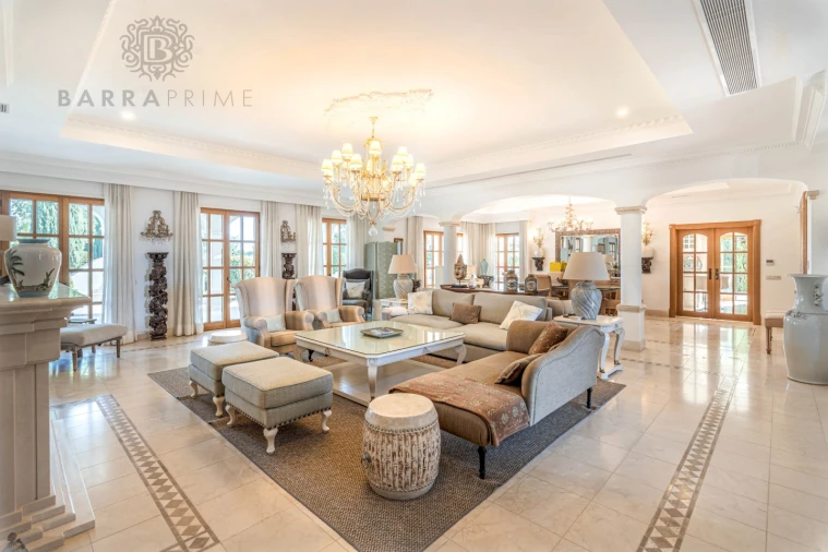 Moradia T13 para Venda em Almancil Foto 2