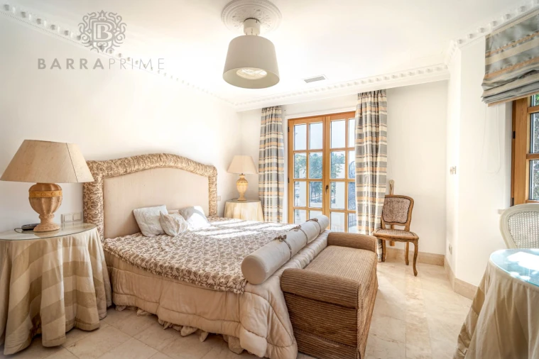 Moradia T13 para Venda em Almancil Foto 21