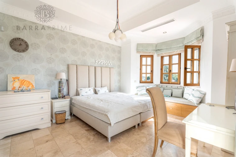 Moradia T13 para Venda em Almancil Foto 29