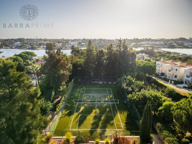 Moradia T13 para Venda em Almancil Foto 35