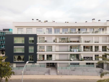 Apartamento T2 para Venda em Carcavelos e Parede