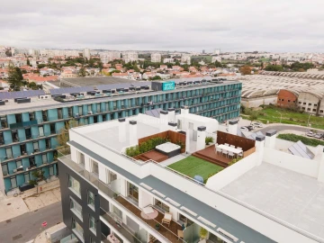 Apartamento T2 para Venda em Carcavelos e Parede