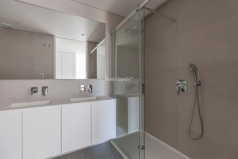Apartamento T2 para Venda em Carcavelos e Parede Foto 13
