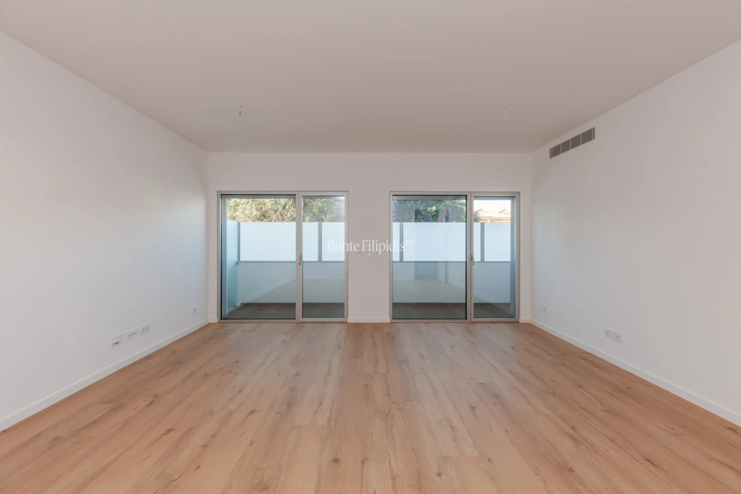 Apartamento T2 para Venda em Carcavelos e Parede Foto 1